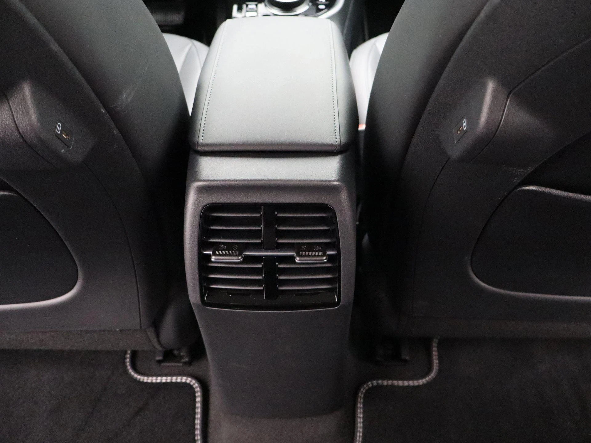 Kia-Niro EV-image-35