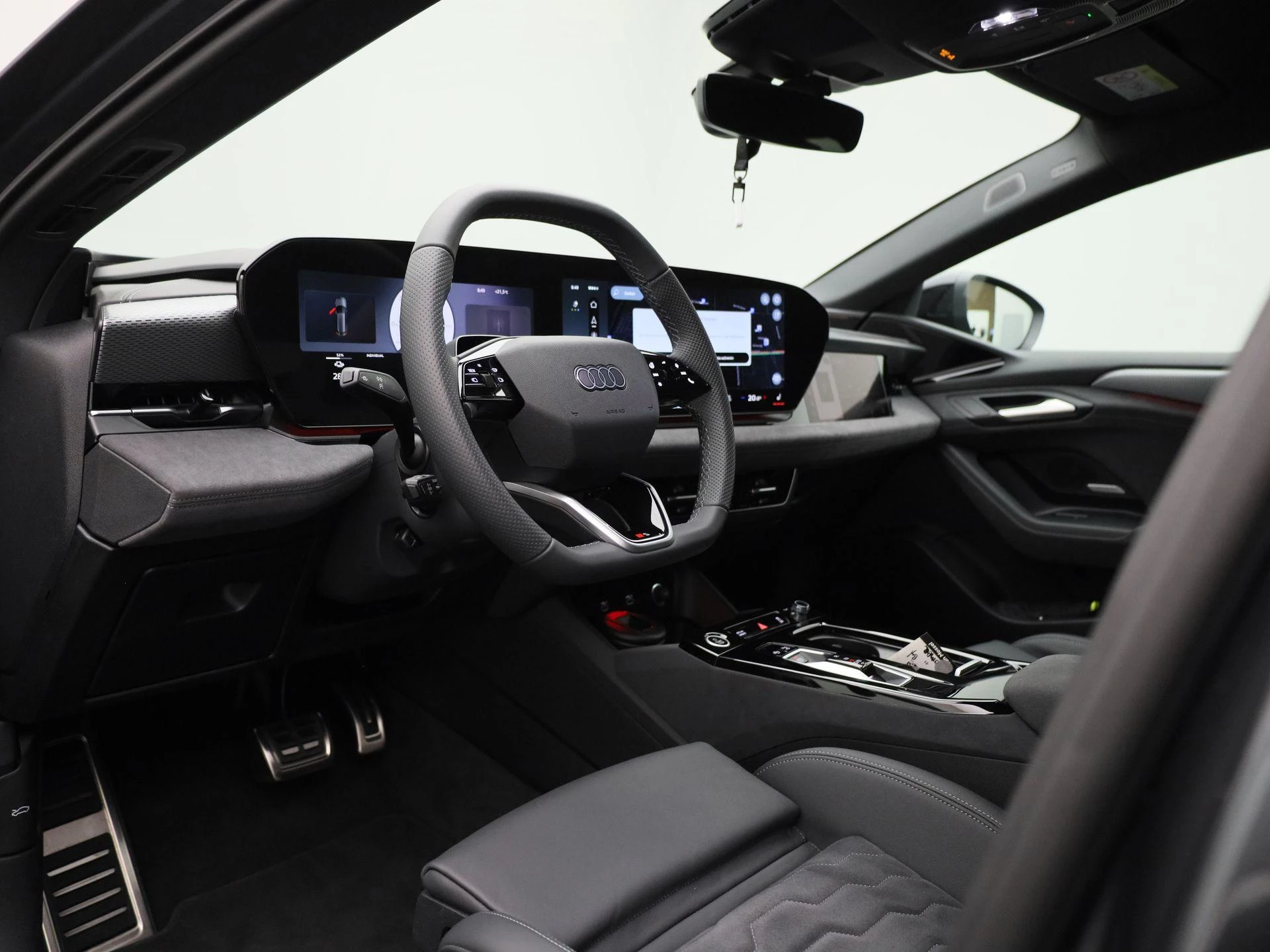 Audi-A6 Avant e-tron-image-46