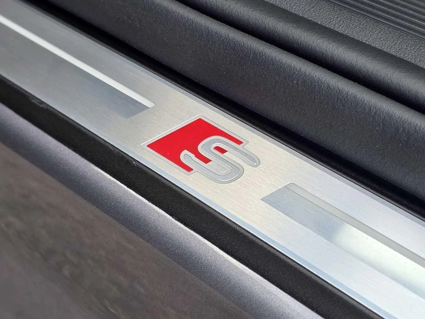 Audi-Q4 e-tron-image-42
