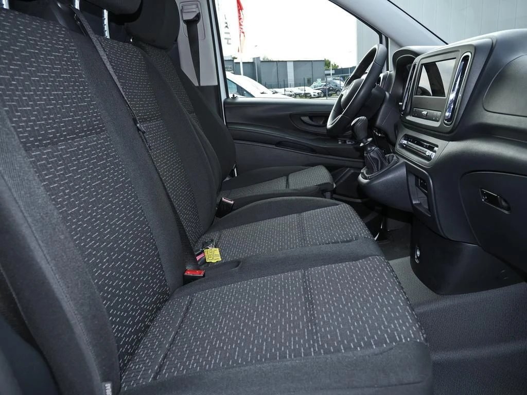 Mercedes-Benz-Vito 116-image-12