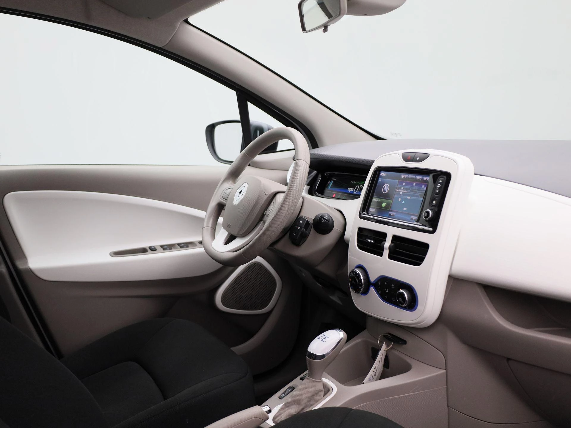 Renault-ZOE-image-26