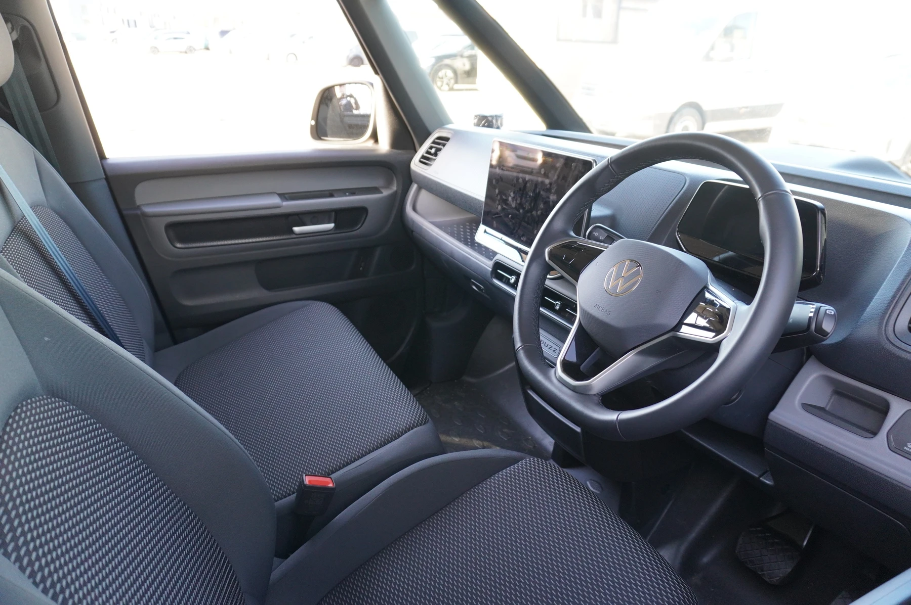 Volkswagen-ID. Buzz-image-5
