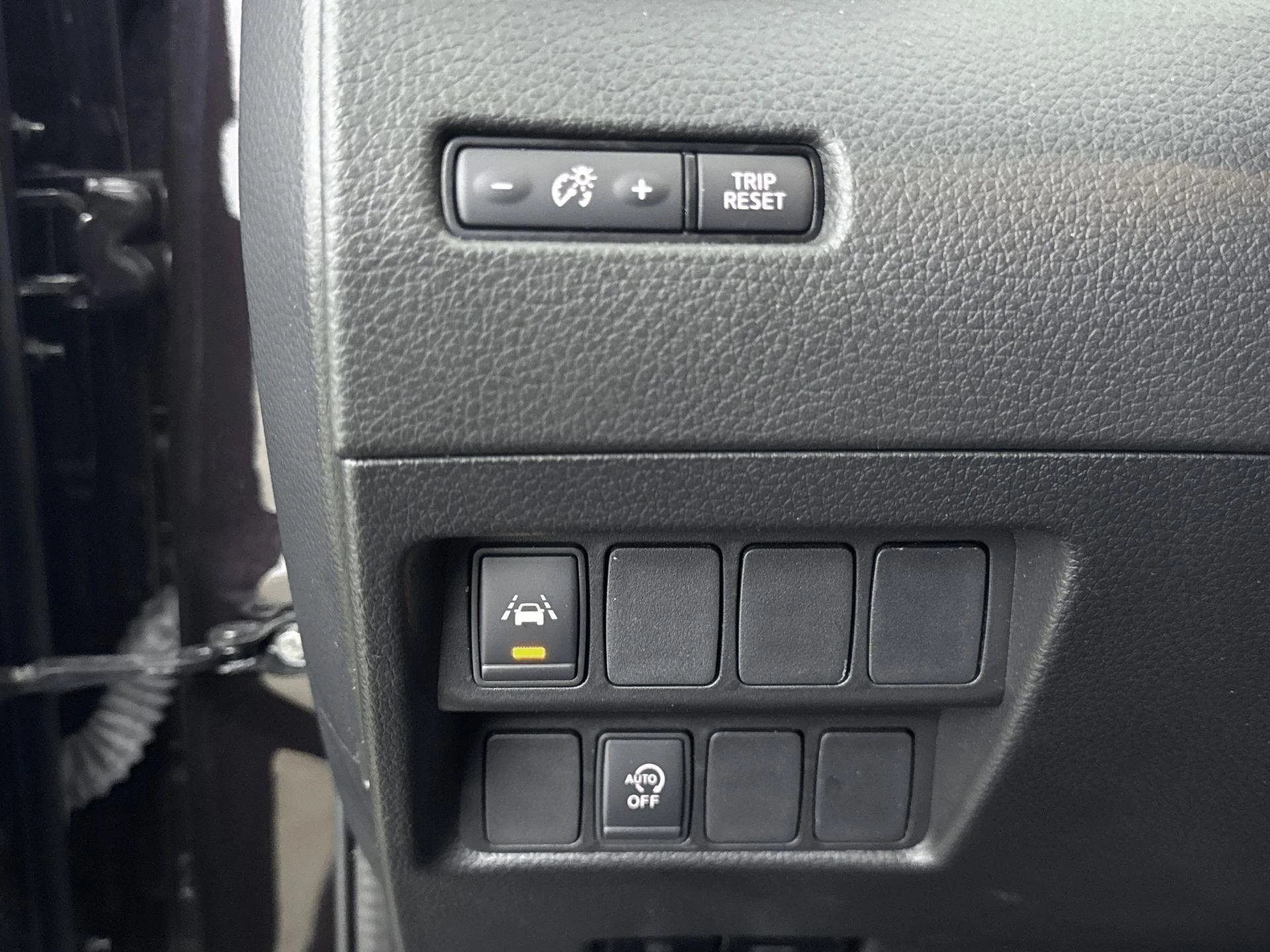 Nissan-QASHQAI-image-22