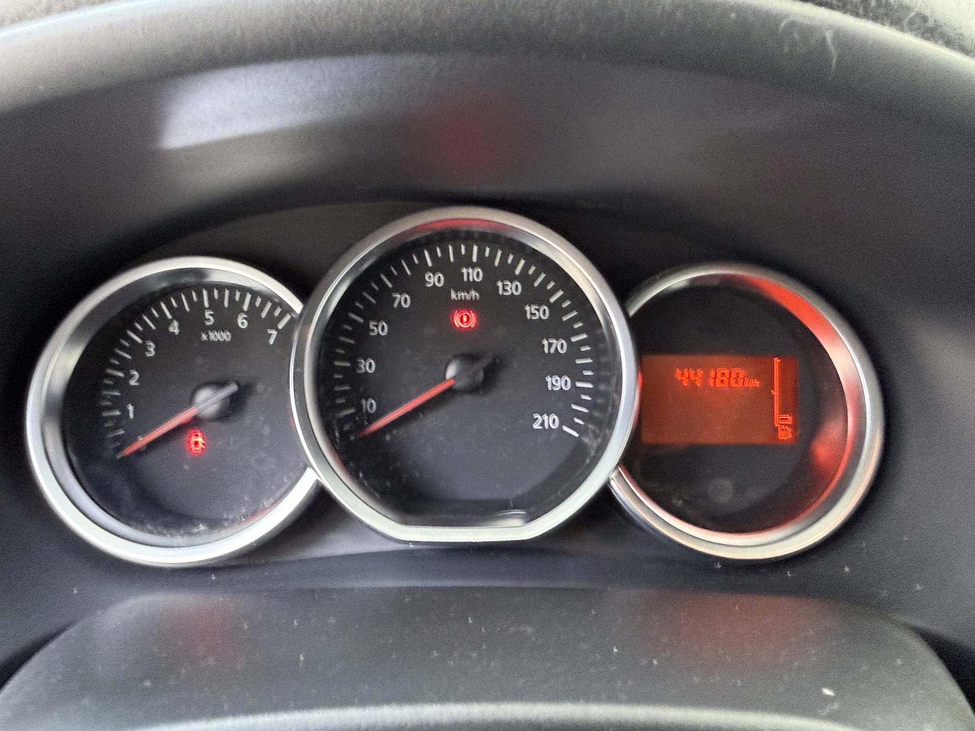 Dacia-Sandero Stepway-image-11