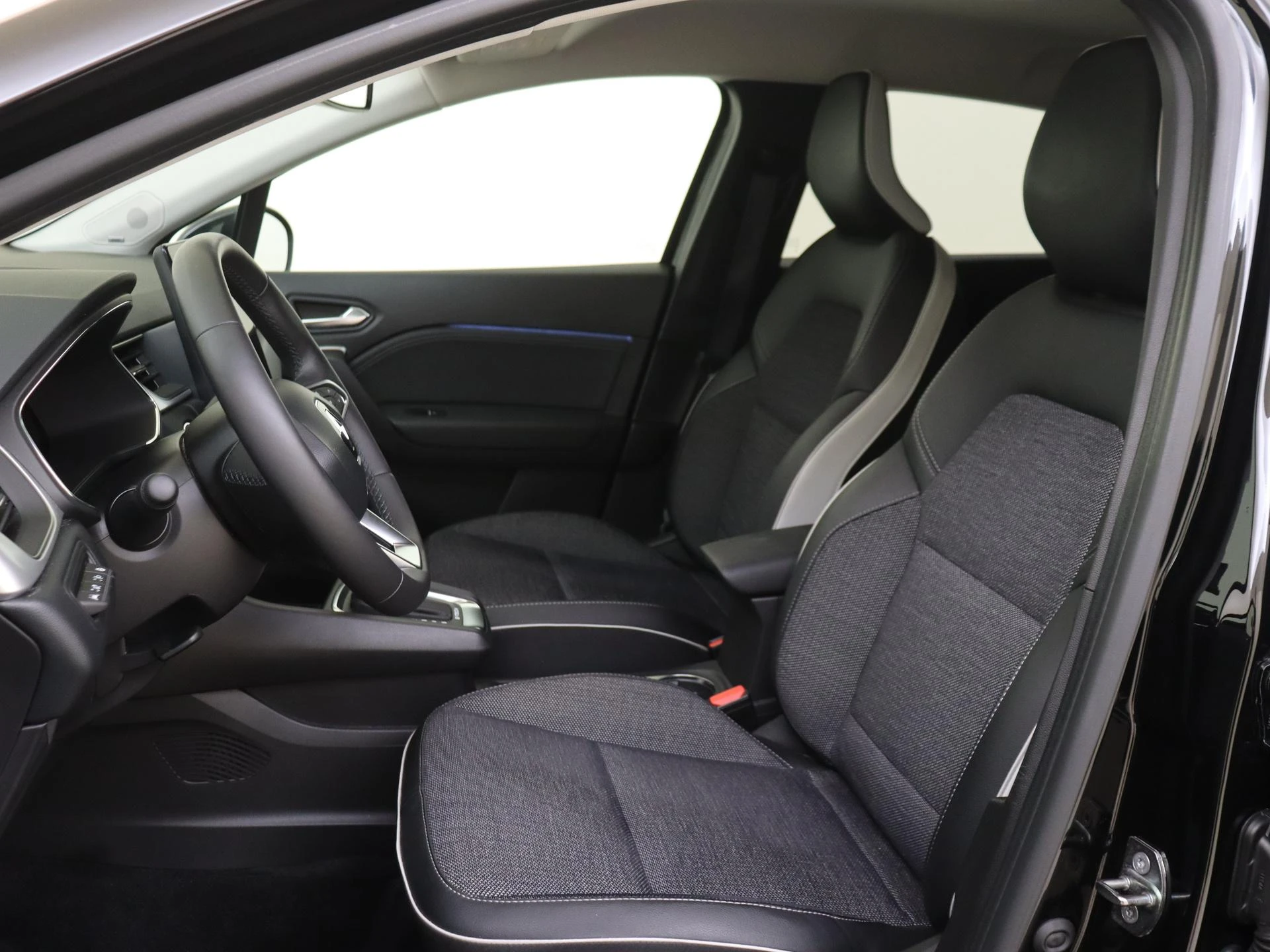 Renault-Captur-image-14