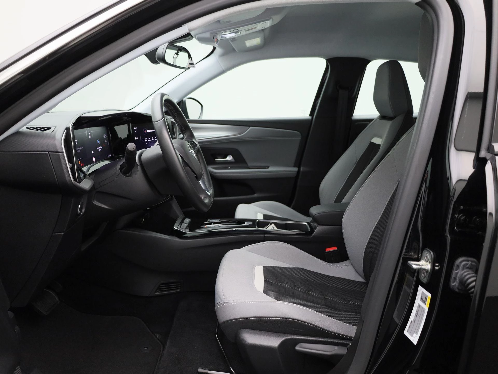 Opel-Mokka-e-image-8
