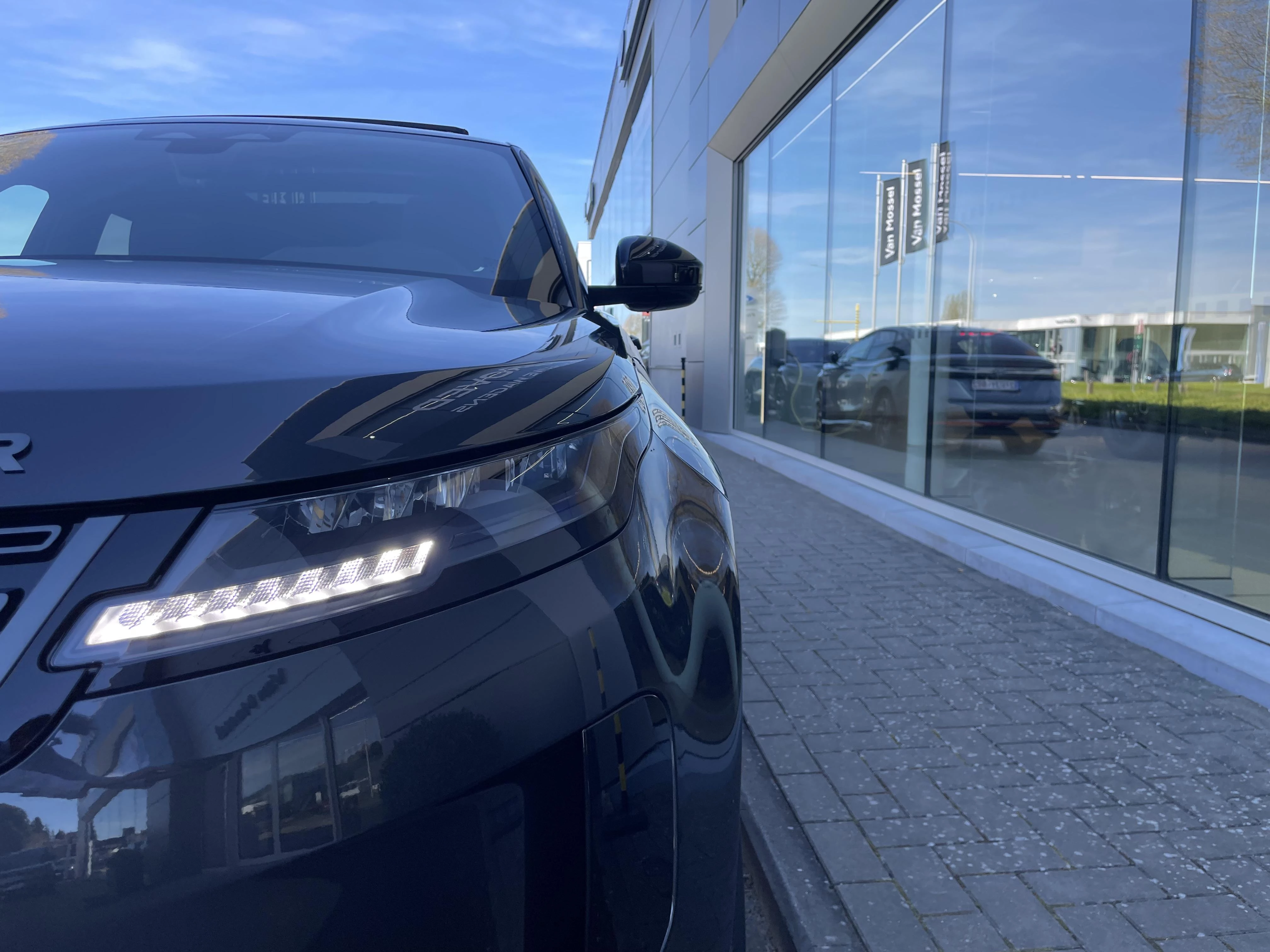 Land Rover Range Rover Evoque P160 S FWD Auto. 26.5MY