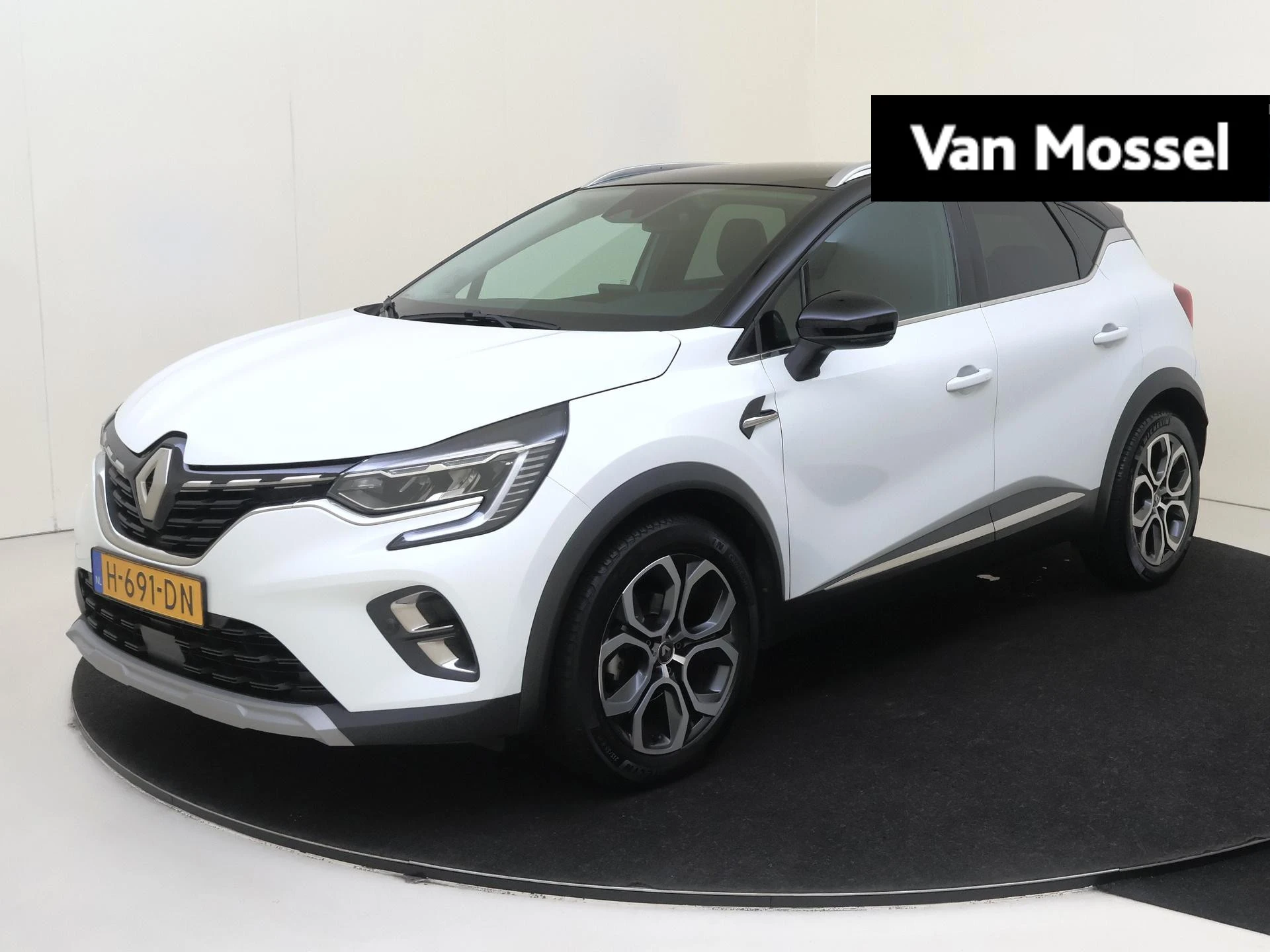 Renault-Captur-image-0