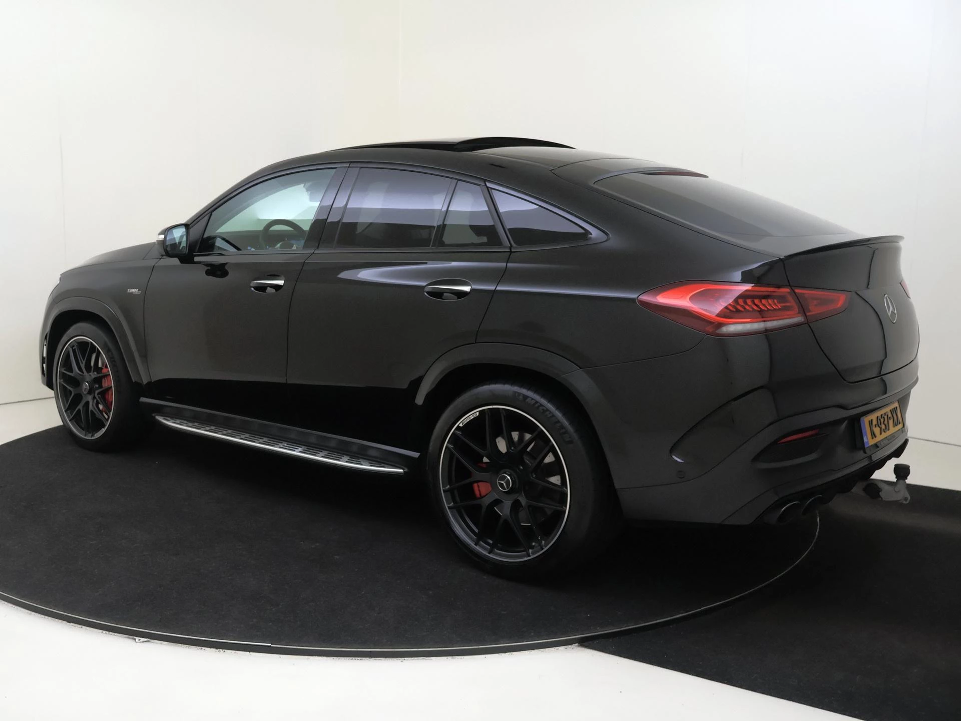 Mercedes-Benz-GLE-image-5