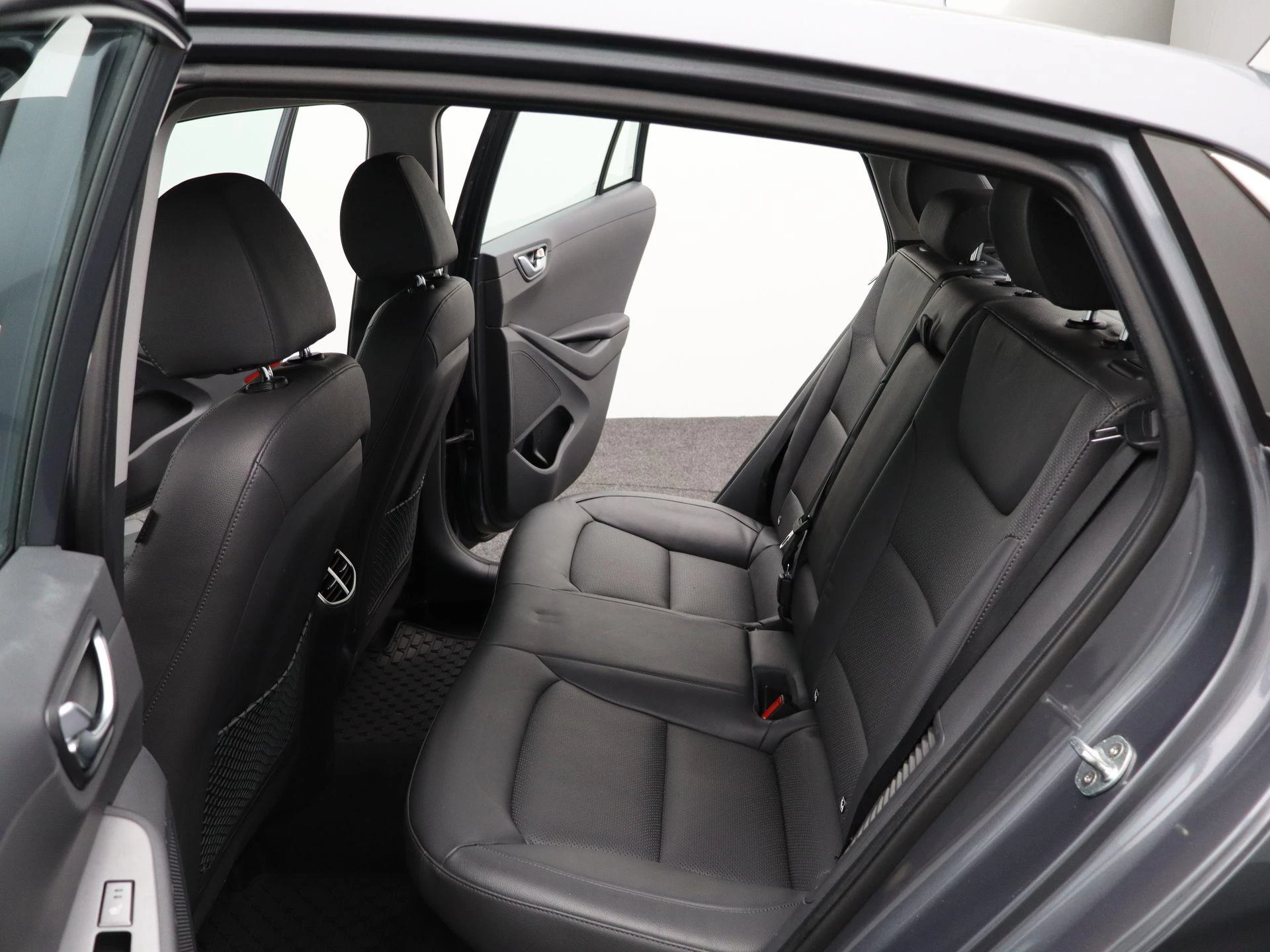 Hyundai IONIQ 1.6 GDi PHEV Premium