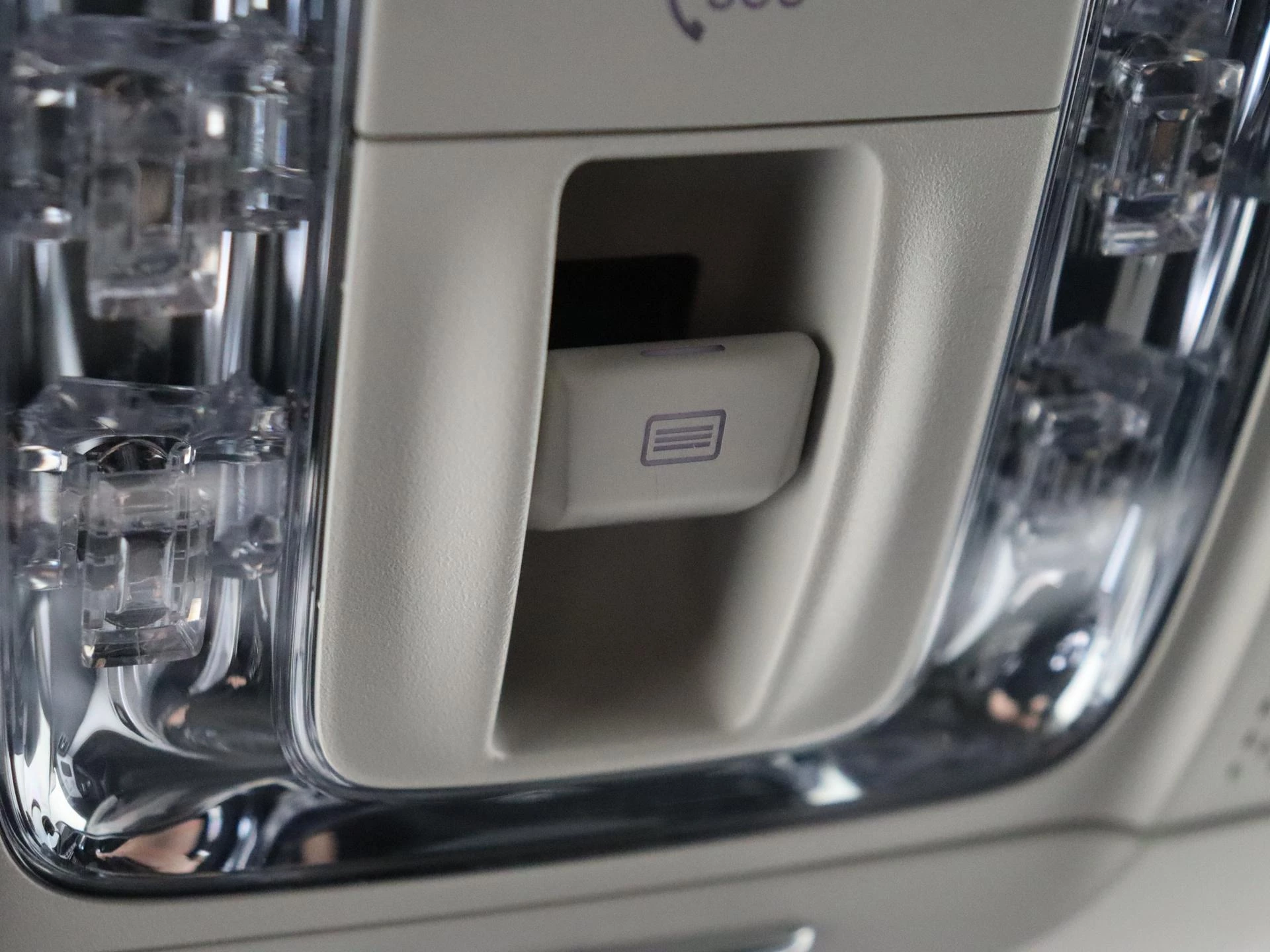 Mercedes-Benz-GLE-image-24