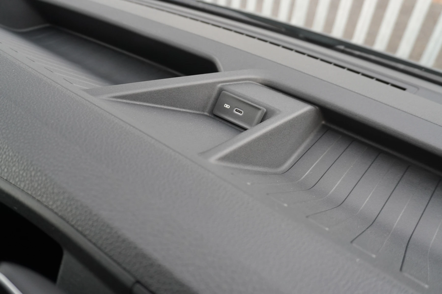 Volkswagen-Crafter-image-42