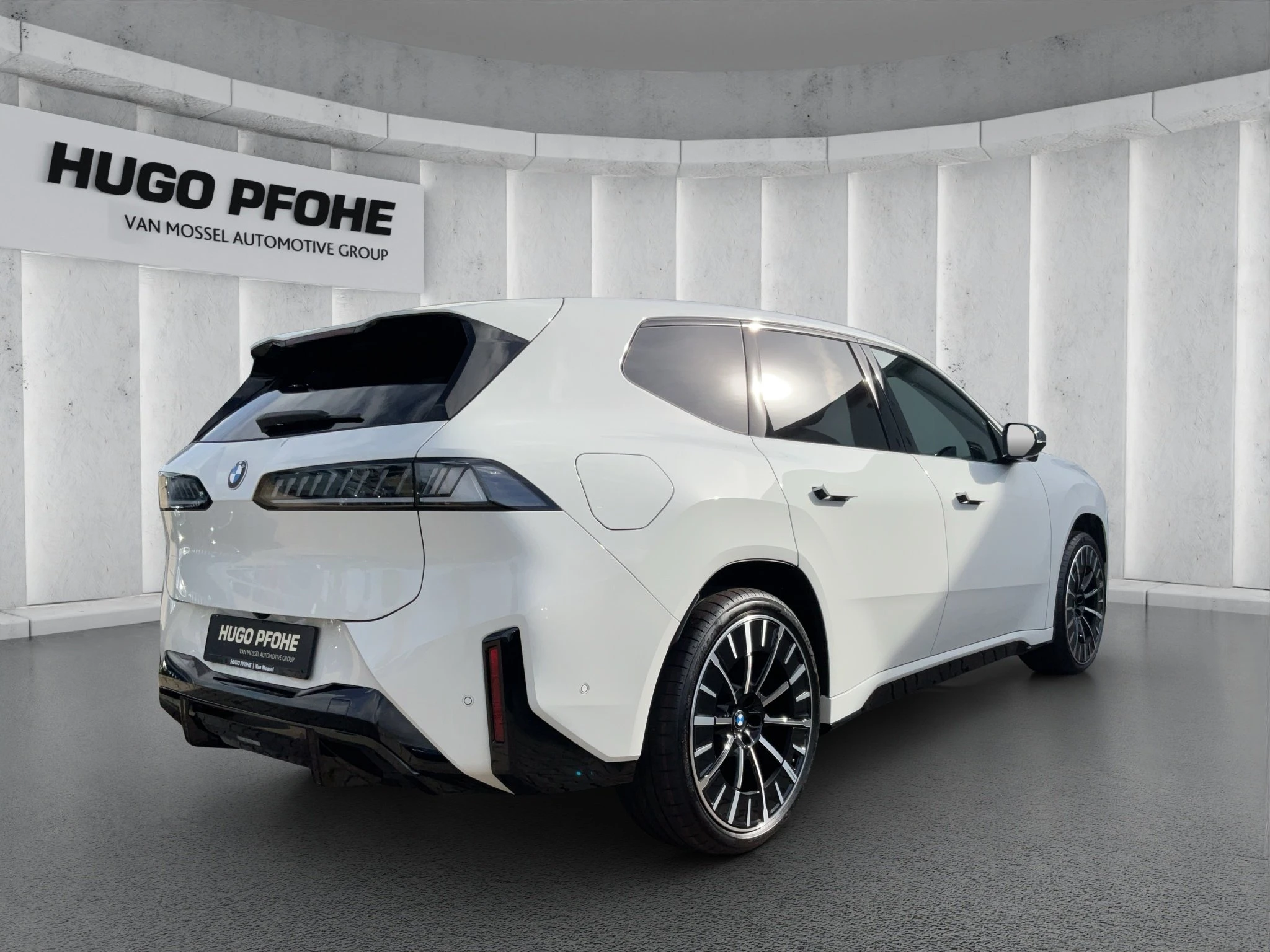 BMW-iX3-image-4