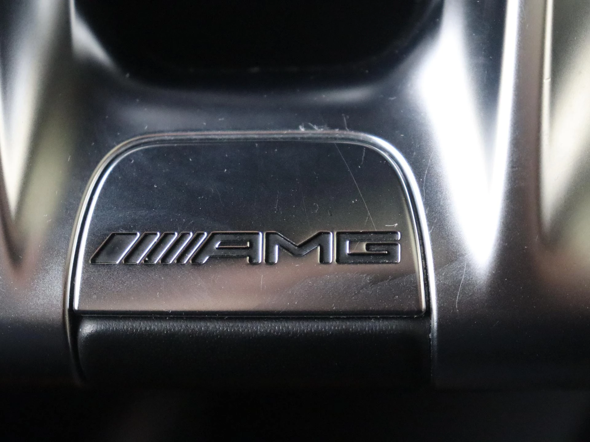 Mercedes-Benz-G-Klasse-image-23