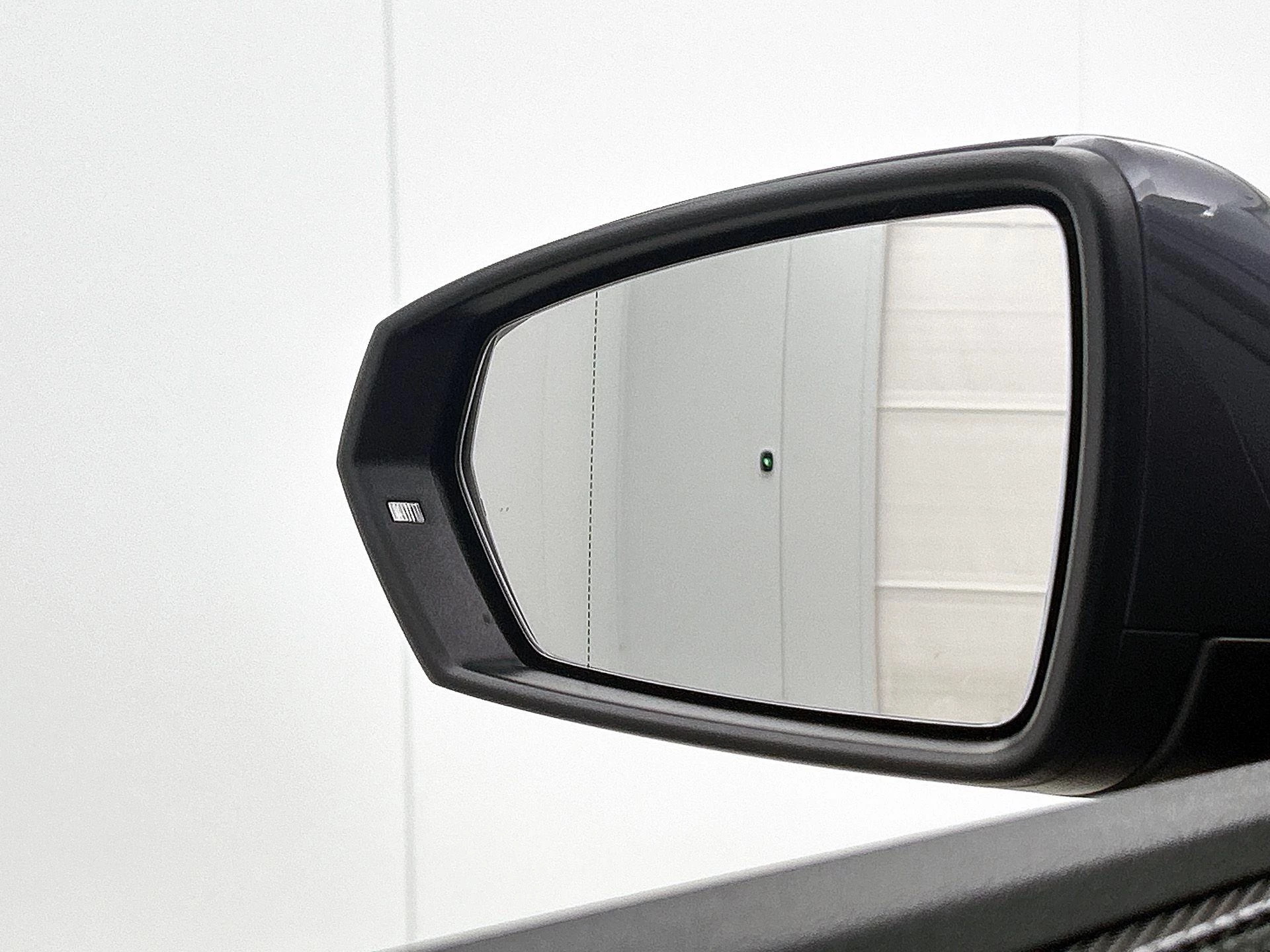 Volkswagen-Polo-image-24