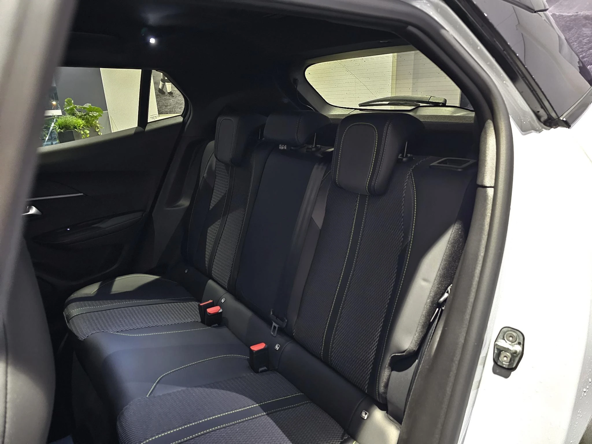 Peugeot-2008-image-12