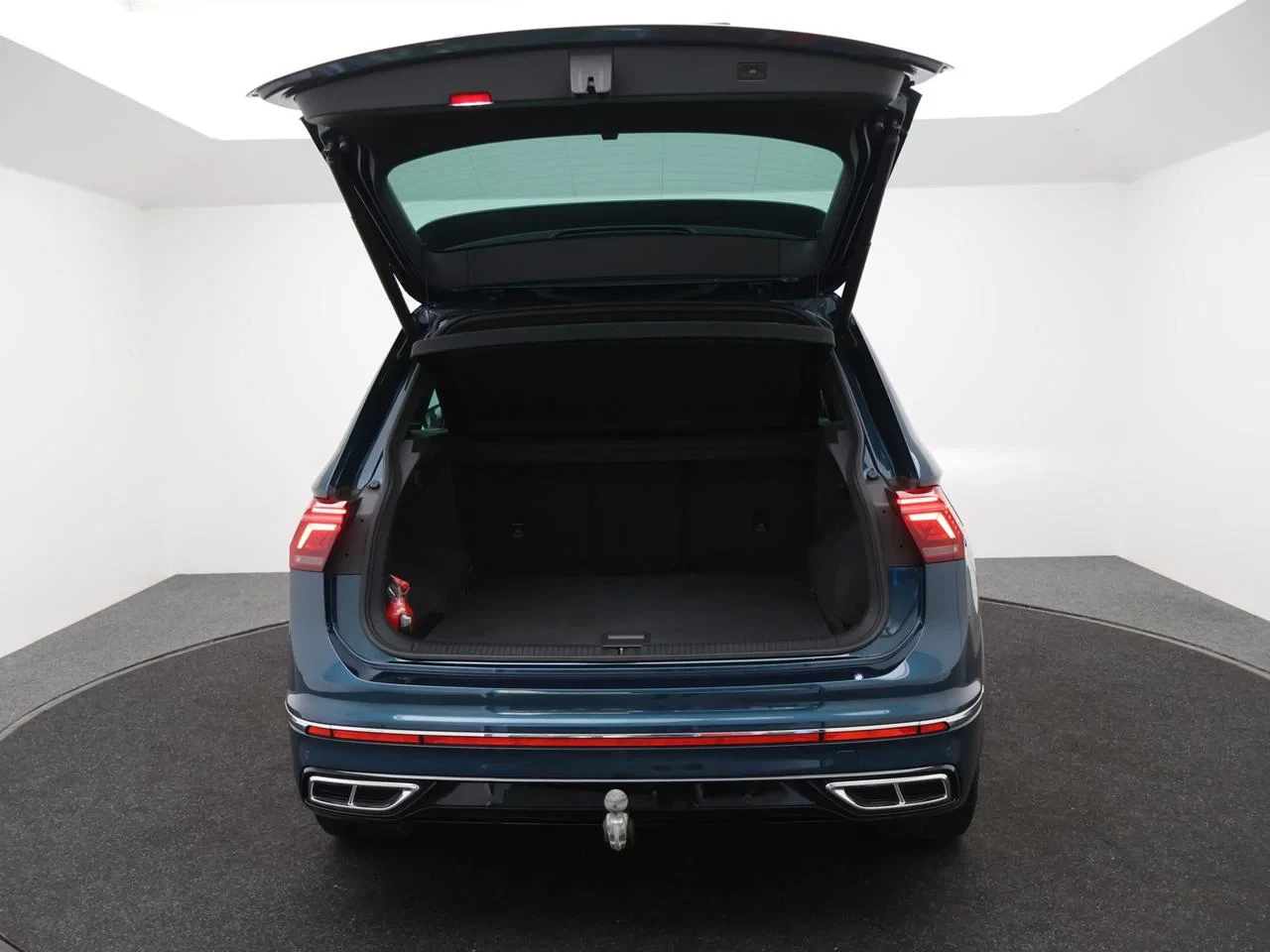 Volkswagen-Tiguan-image-32