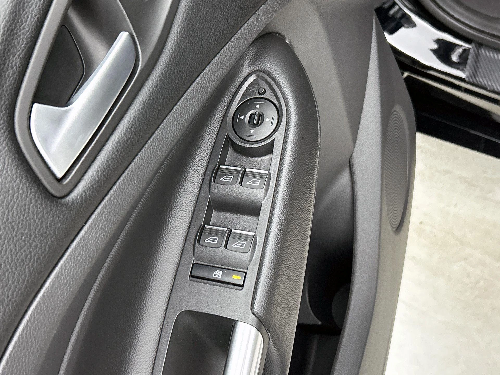 Ford-Kuga-image-29