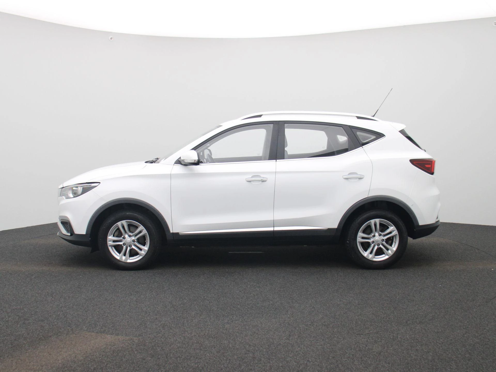 MG ZS EV