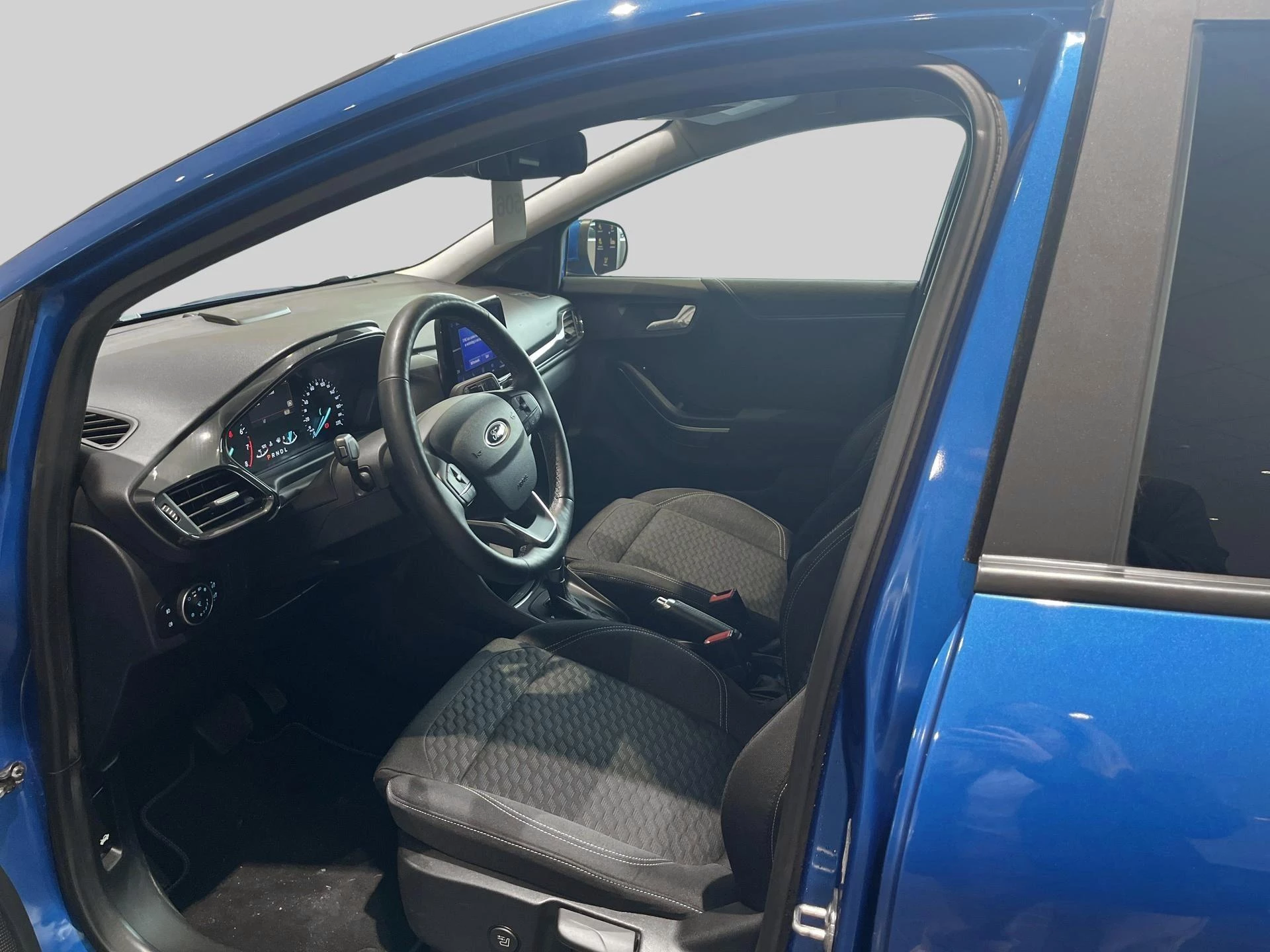 Ford Puma 1.0i Ecoboost MHEV 92kW Aut. Titanium