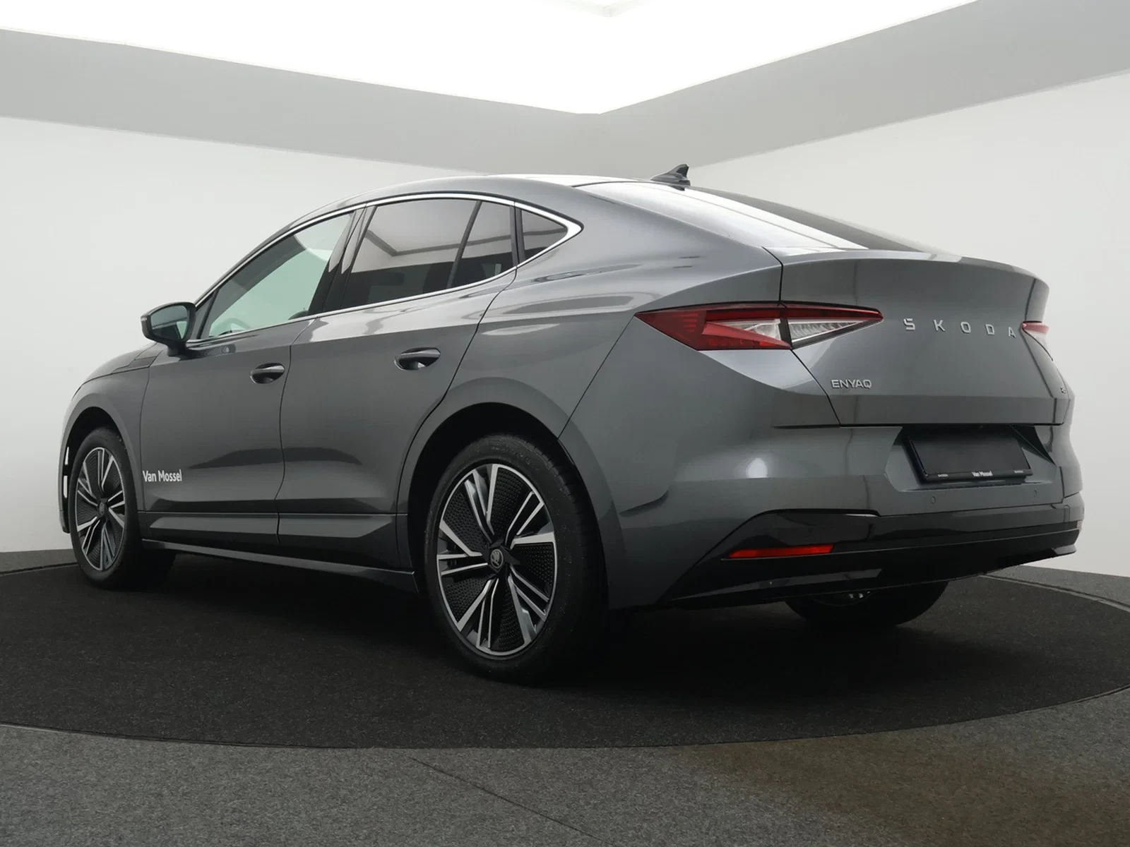Škoda Enyaq Coupe 85 Corporate 82kWh 210kW (285pk) DEMO