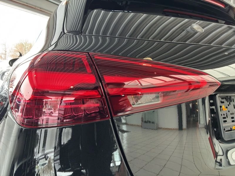 Mercedes-Benz A-Klasse 180 SPECIAL EDITION AMG KAMERA PANO SHZ NIGHT AMG LineW177 A 180 SPECIAL EDITION AMG KAMERA PANO SHZ NIGHT AMG Line