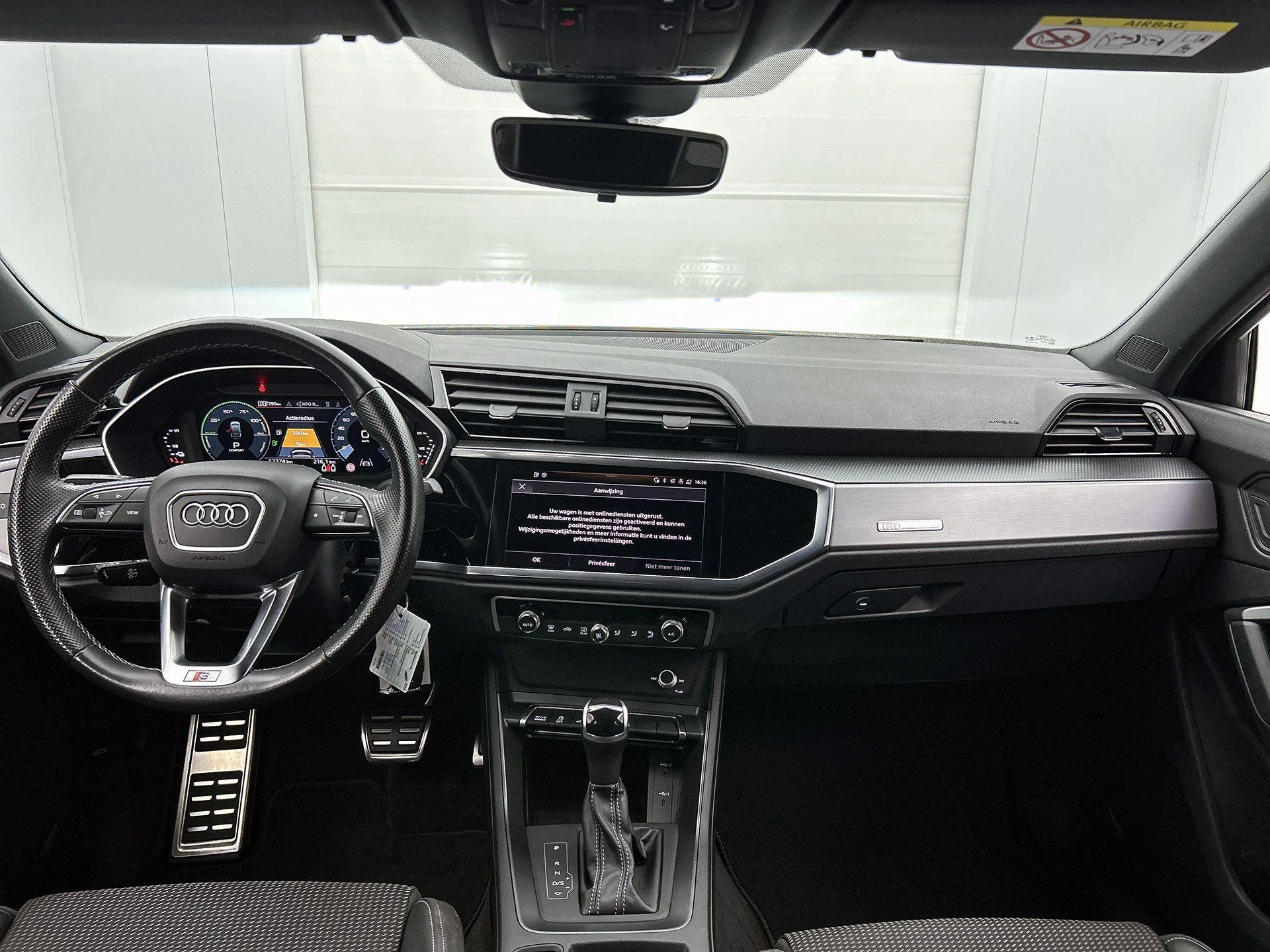 Audi-Q3-image-15