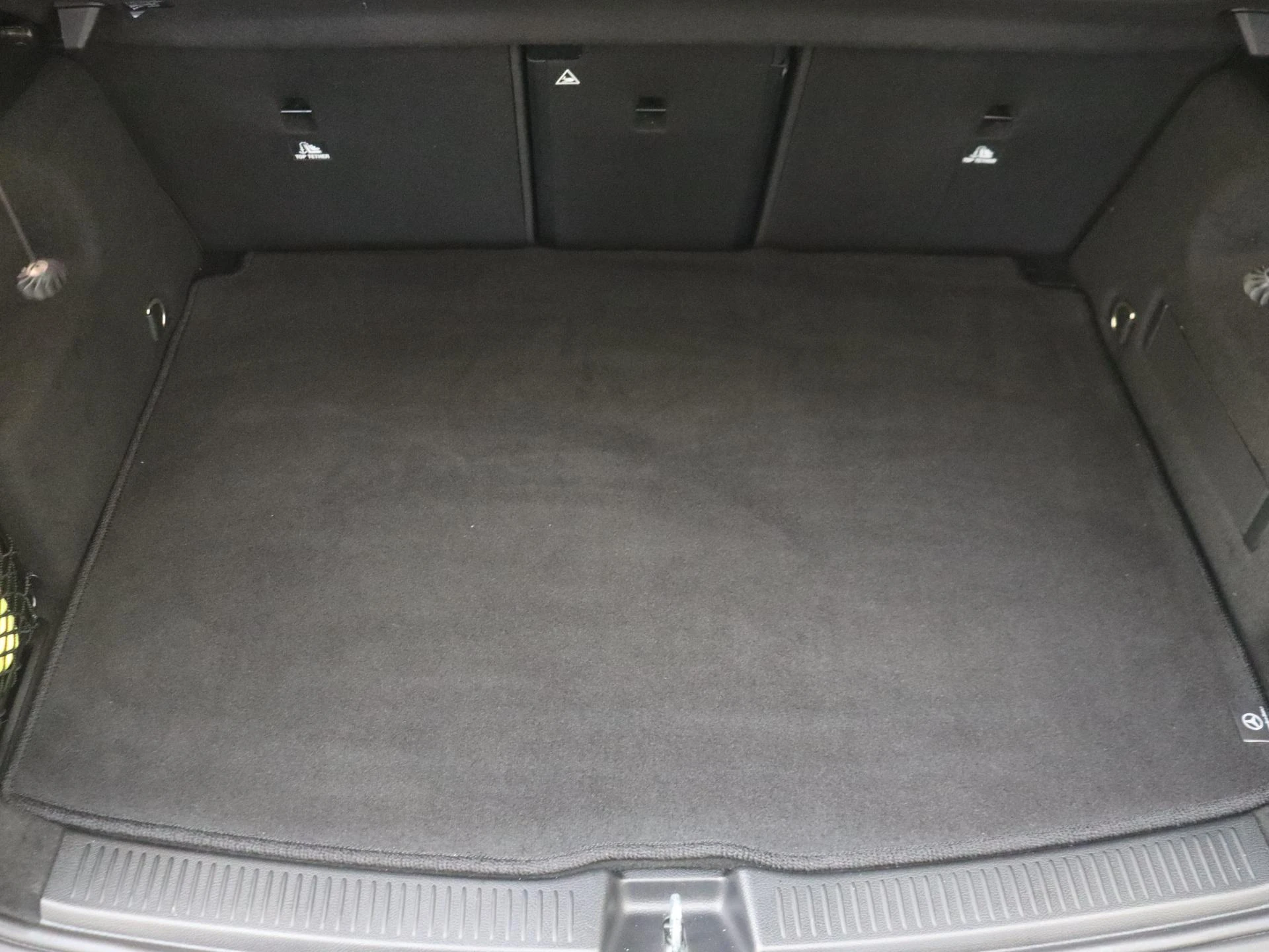 Mercedes-Benz-B-Klasse-image-27