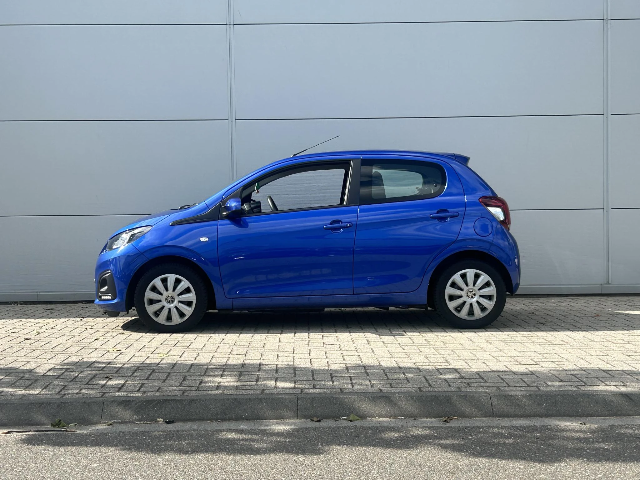 Peugeot-108-image-2