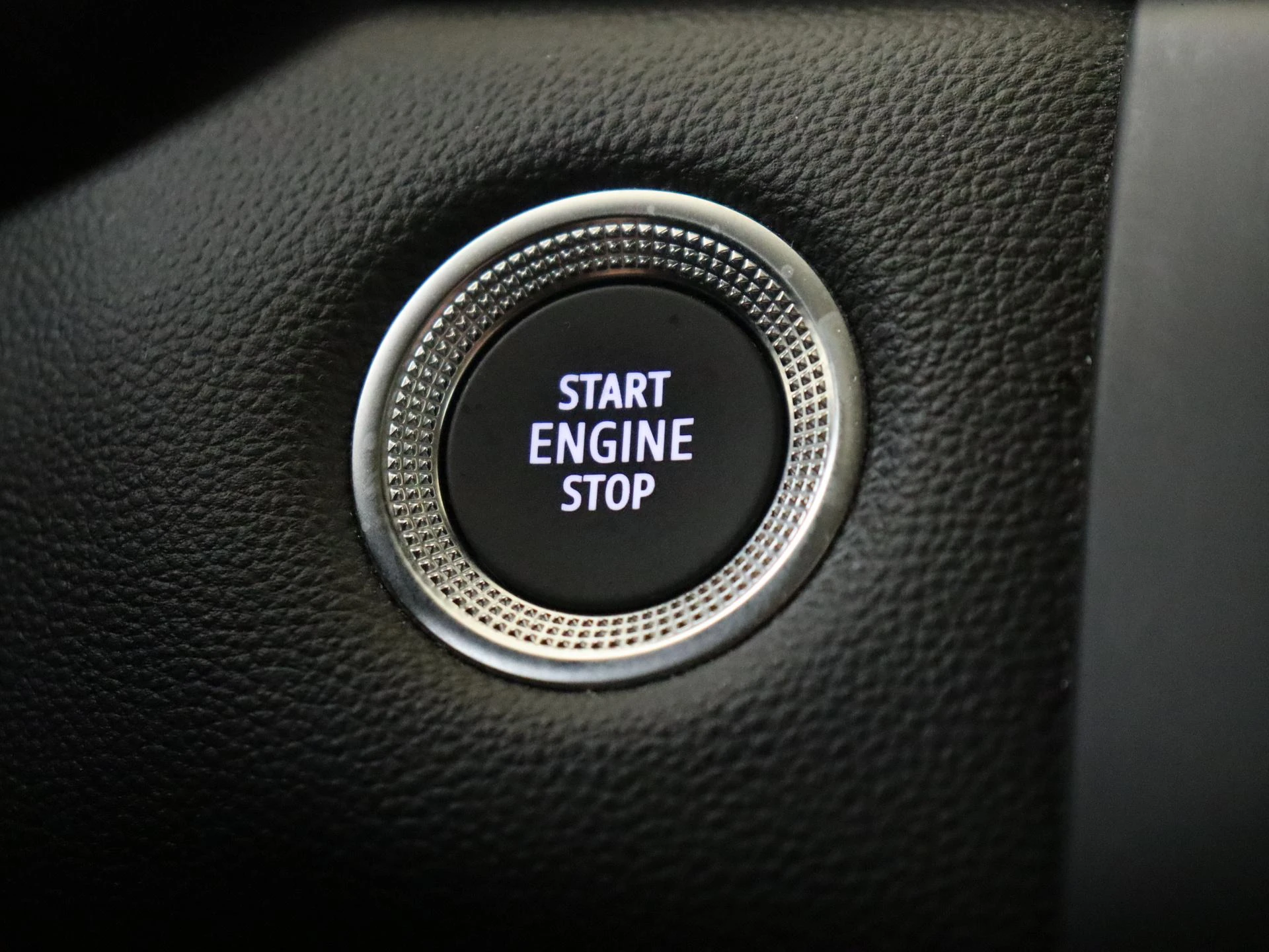 Renault-Captur-image-19