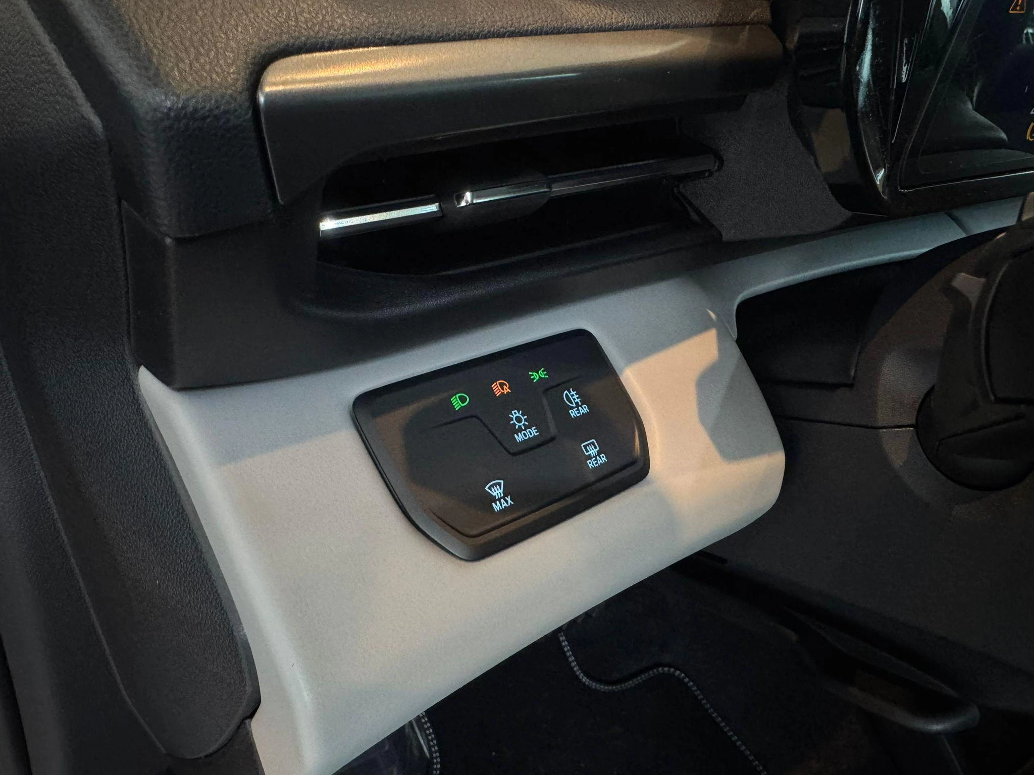 Ford-Explorer-image-16