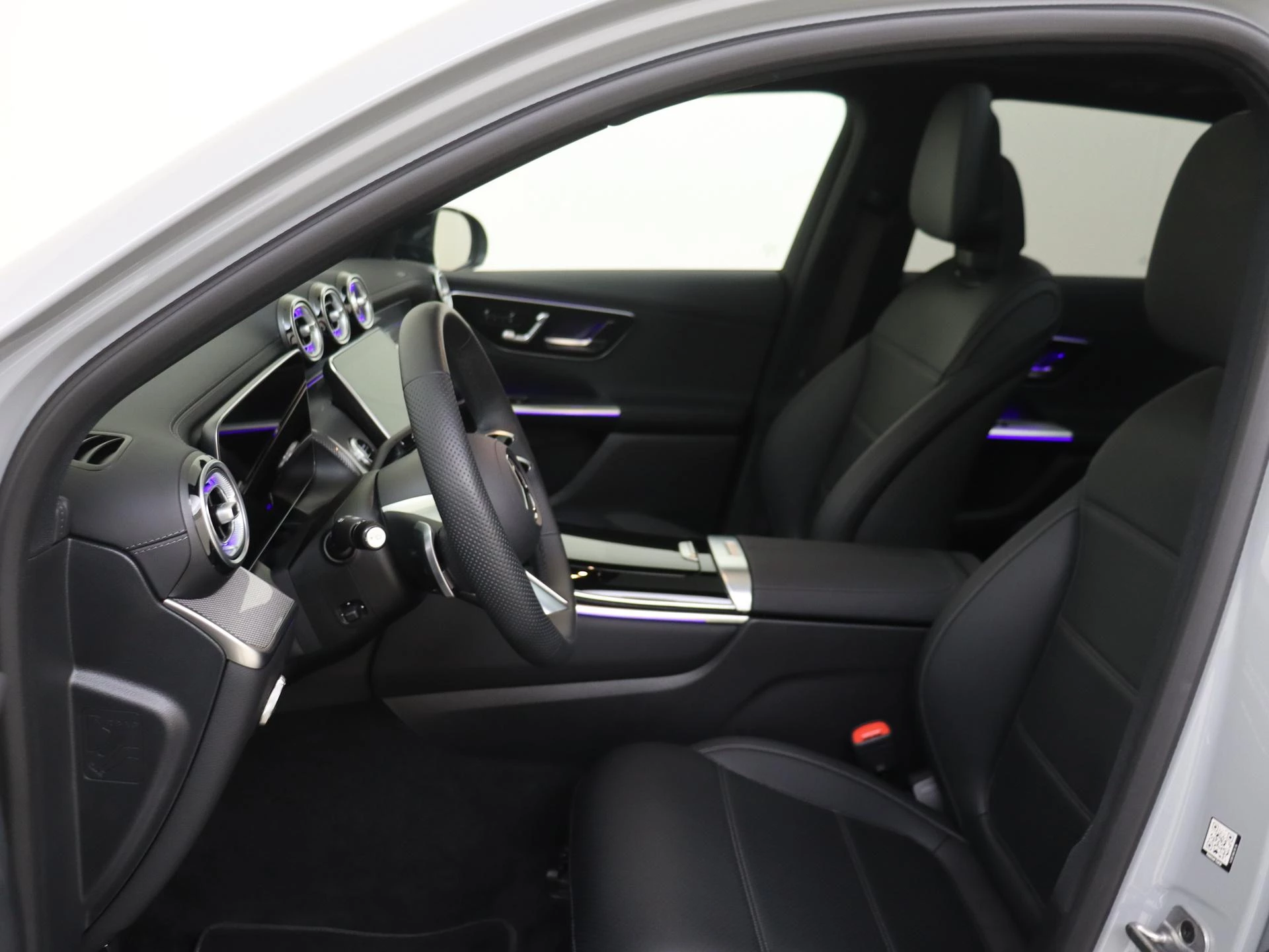 Mercedes-Benz-GLC-image-9