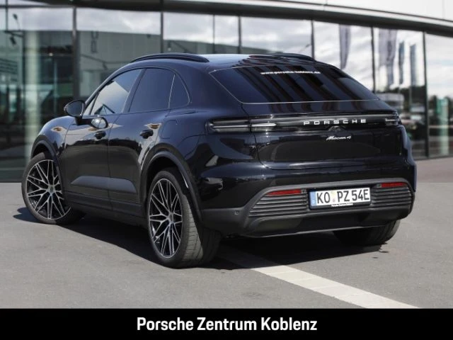 Porsche-Macan-image-2