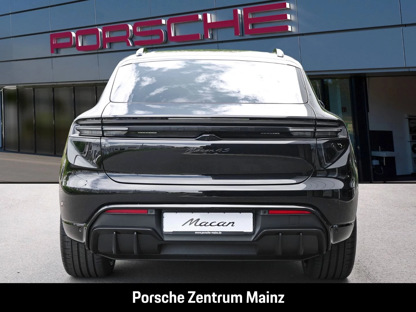 Porsche-Macan-image-8