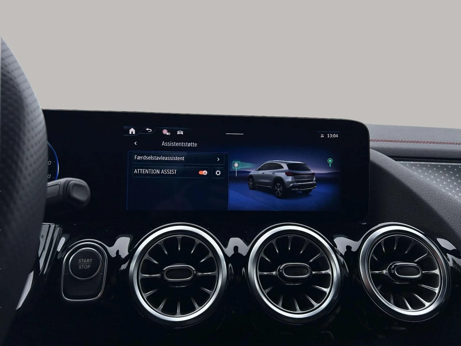 Mercedes-Benz-EQA-image-18