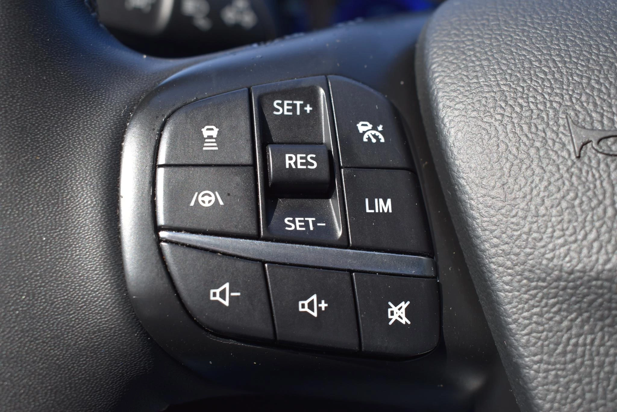 Ford-Kuga-image-20