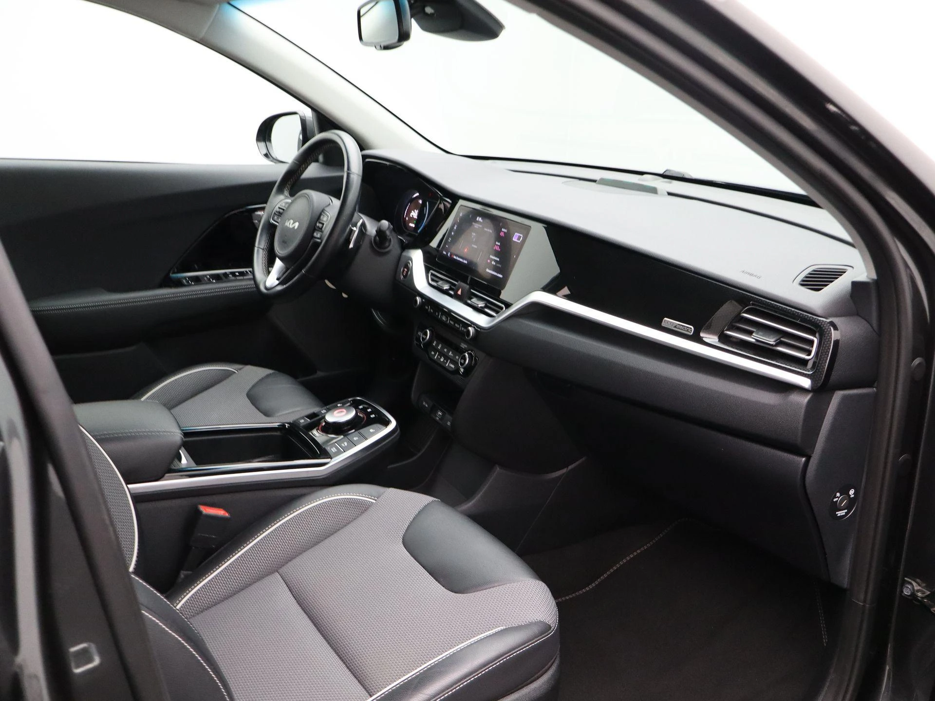 Kia-e-Niro-image-32