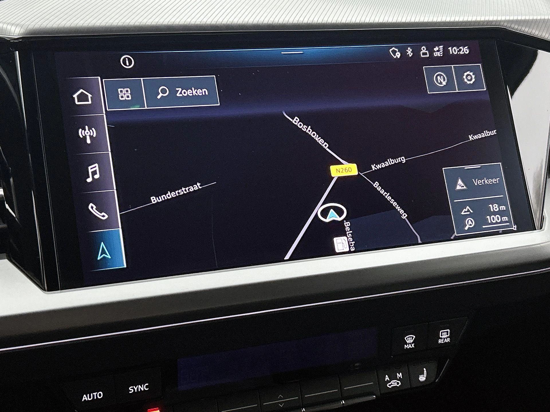 Audi-Q4 e-tron-image-13