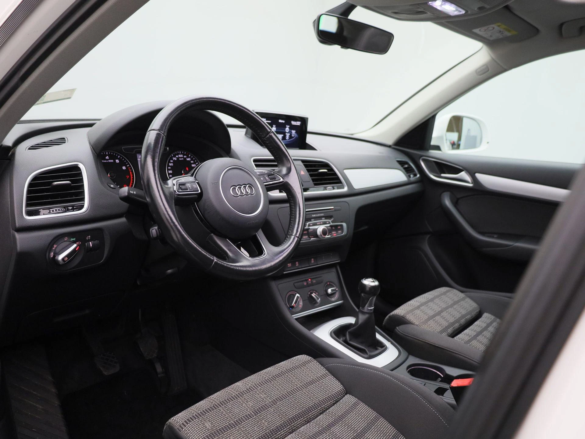Audi-Q3-image-28