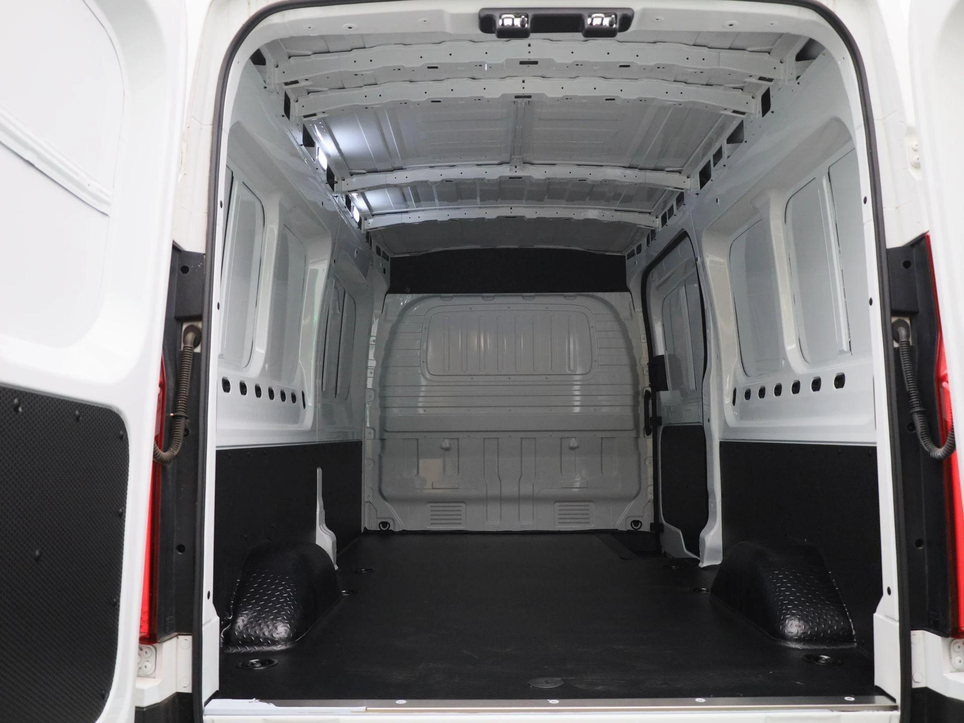 Maxus-eDeliver9-image-14