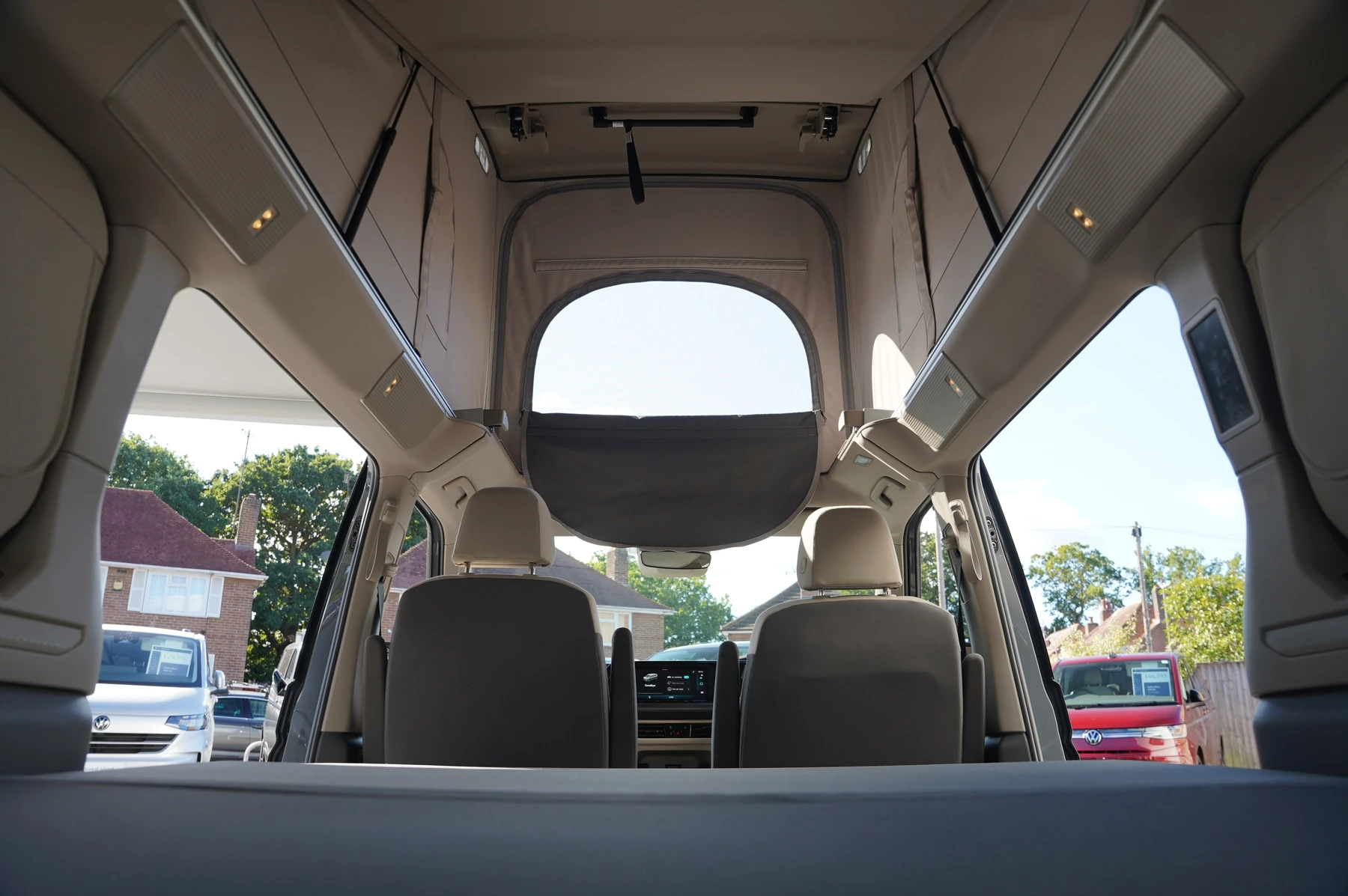 Volkswagen-California-image-10
