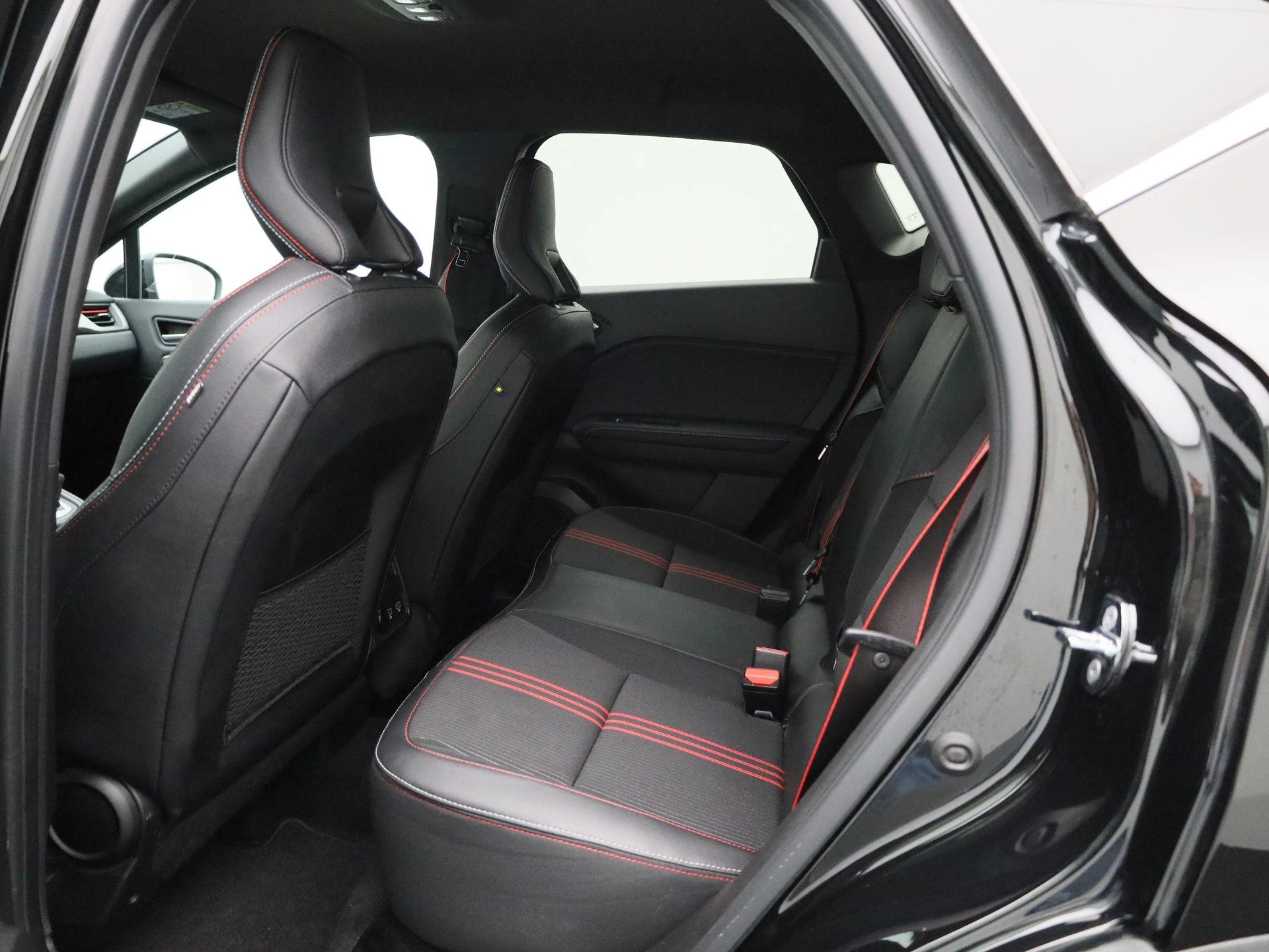 Renault-Captur-image-9