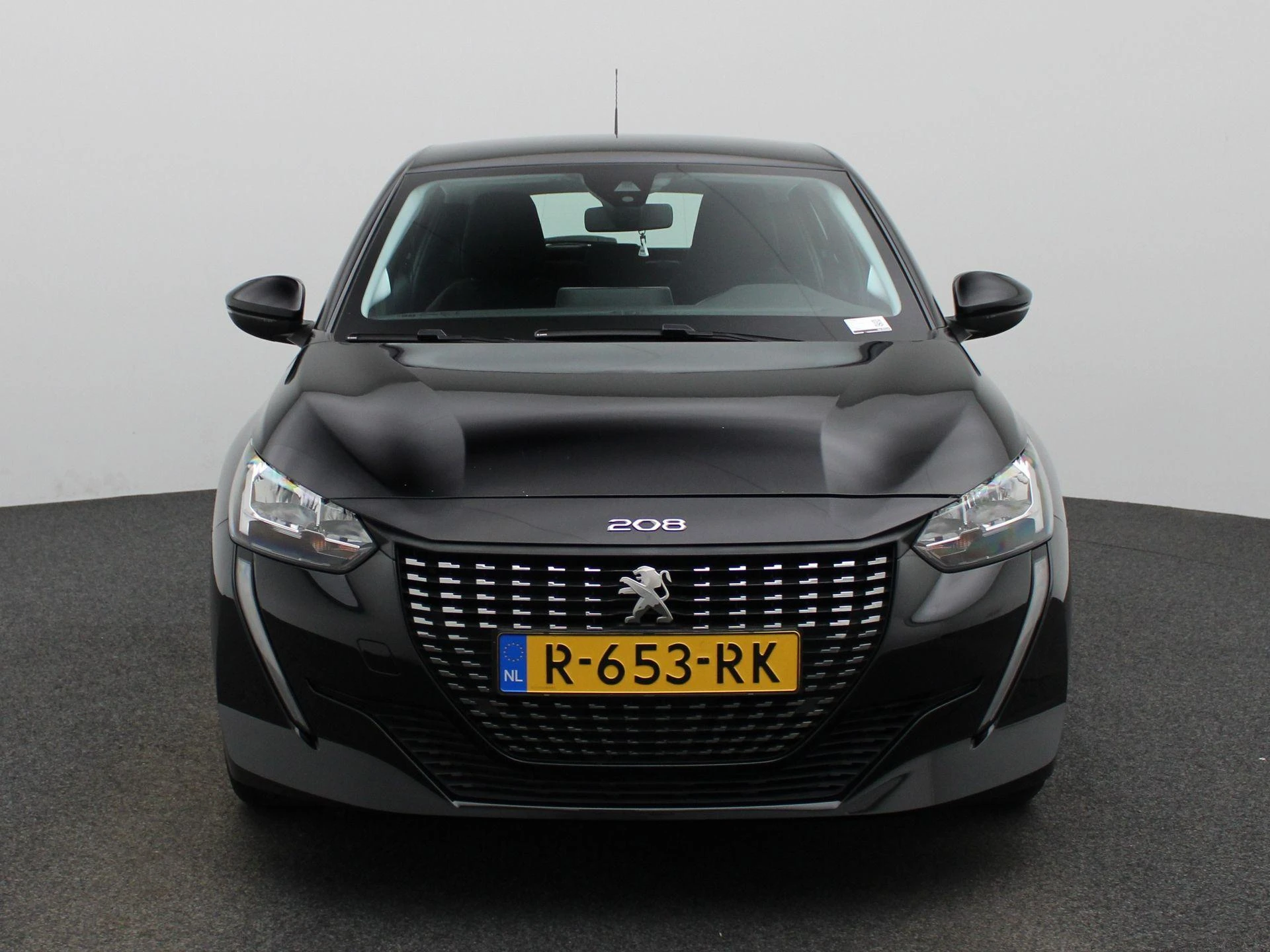 Peugeot-208-image-2