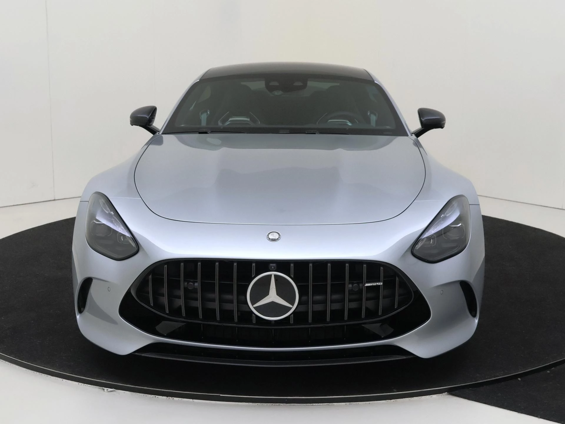 Mercedes-AMG-GT-image-8