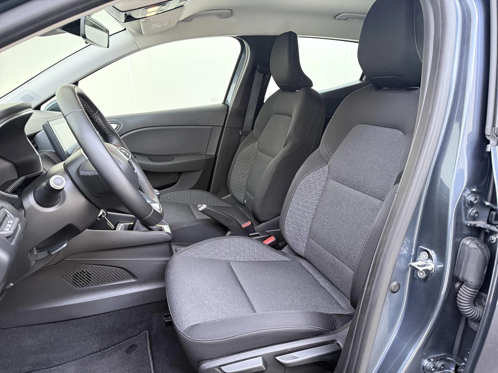 Renault-Clio-image-14