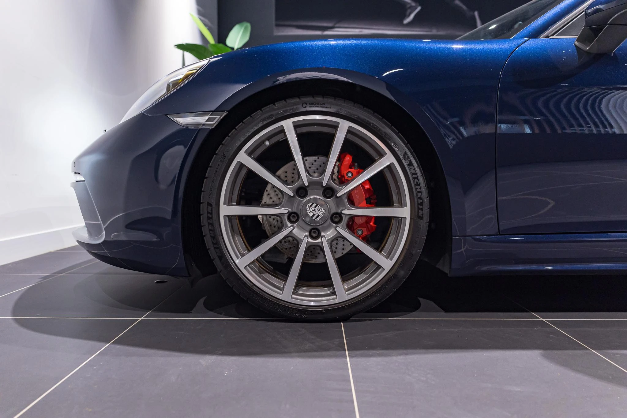 Porsche-718-image-7
