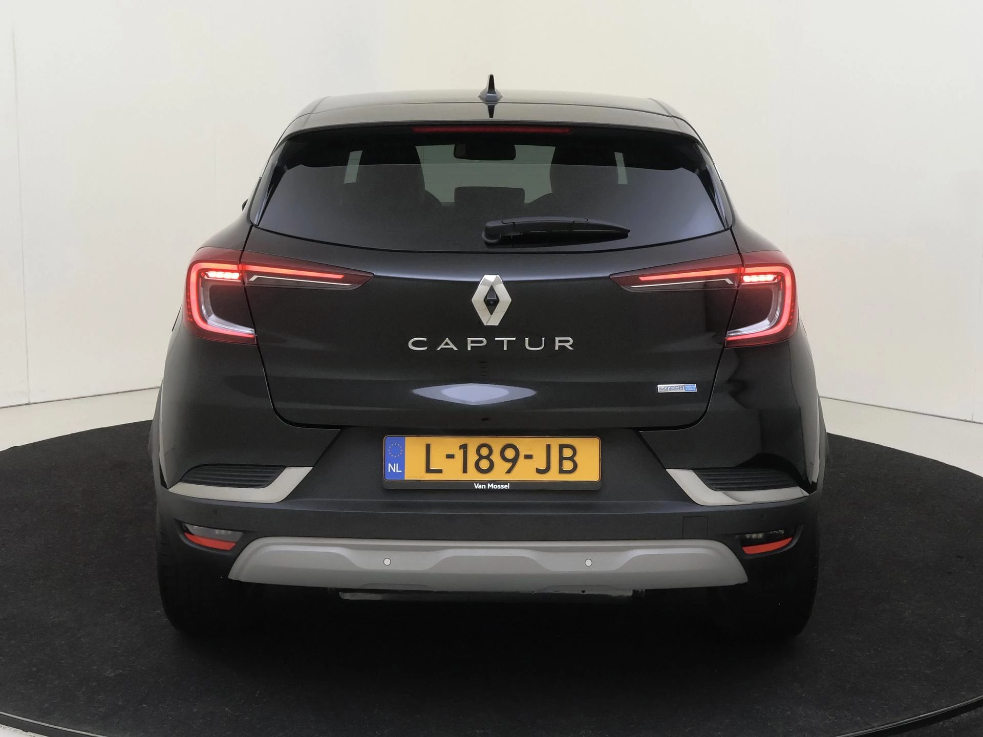 Renault-Captur-image-6