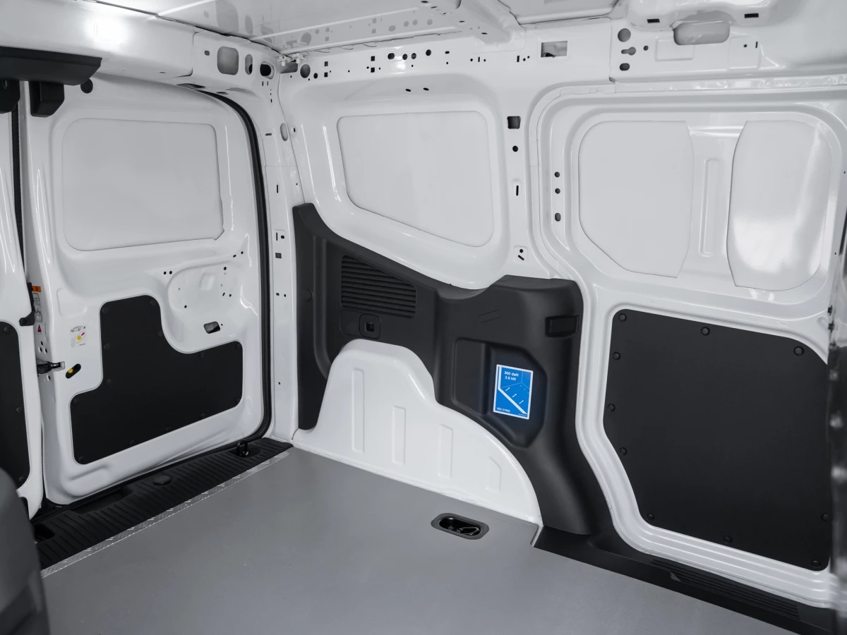 Ford-Transit Courier-image-8