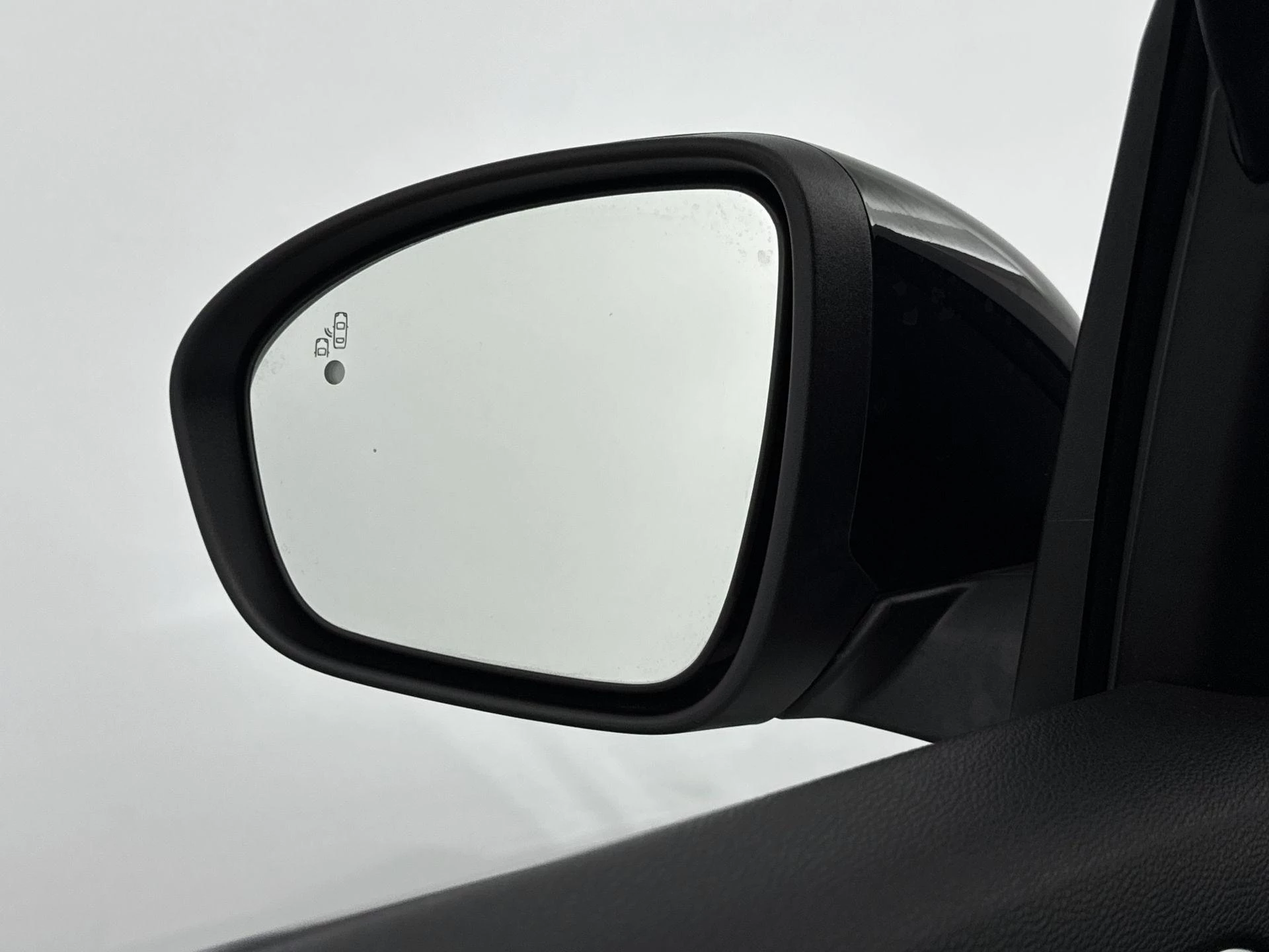 Renault-Arkana-image-17