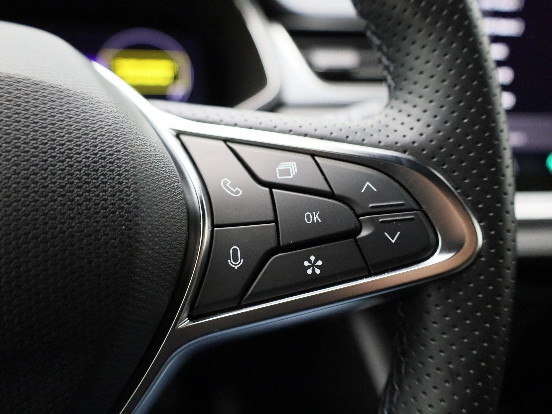 Renault Captur 1.8 E-Tech full hybrid 160 techno
